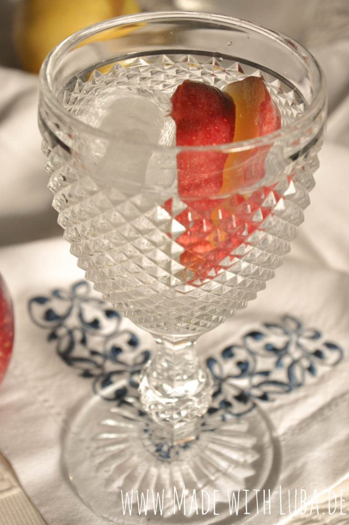 Gin Tonic mit Apfel