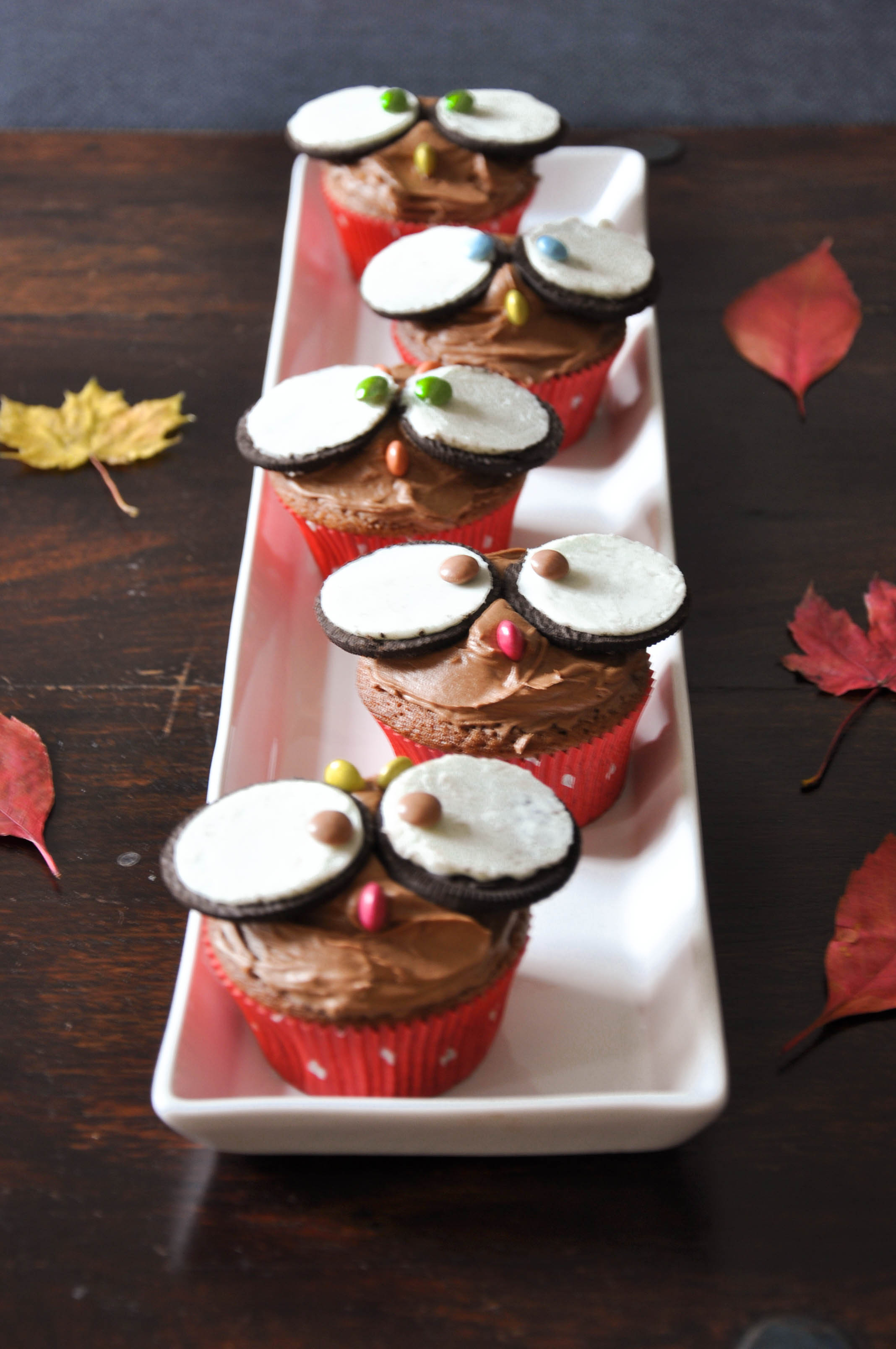 Eulen Cupcakes mit Oreo Keksen - Made with Luba - Kreativer Küchenspaß