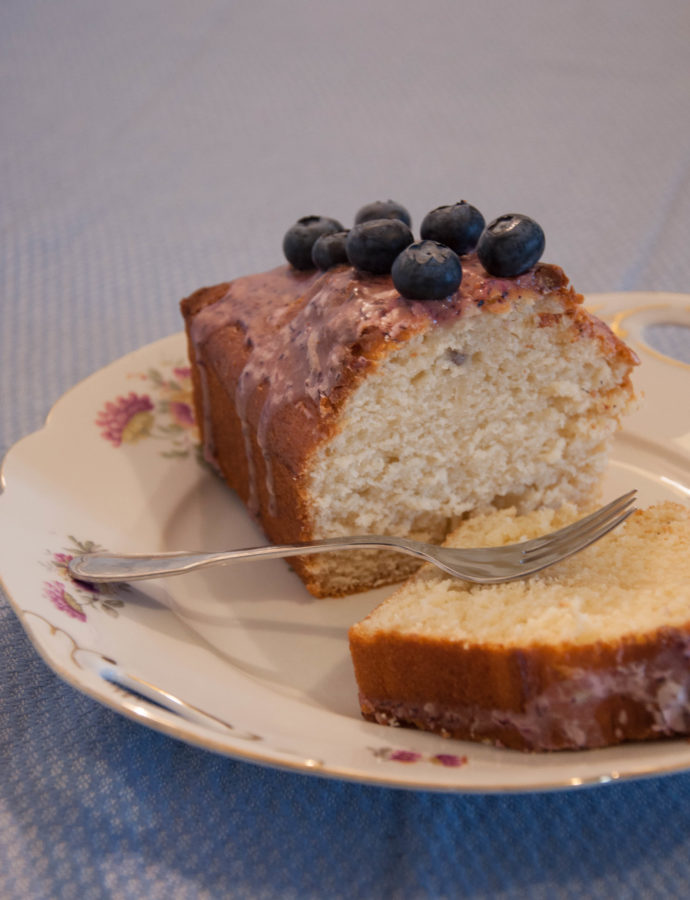 Buttermilchkuchen mit Blaubeeren