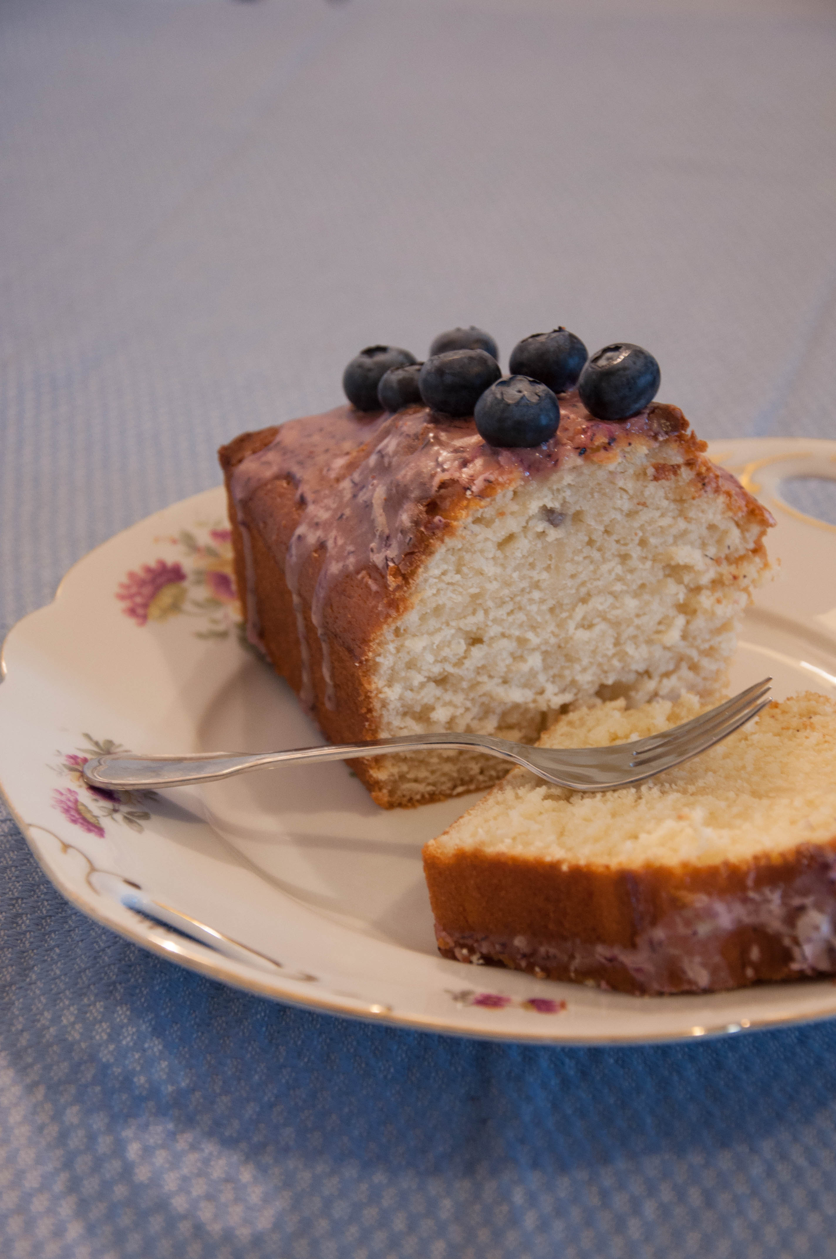 Buttermilchkuchen mit Blaubeeren - Made with Luba - Kreativer Küchenspaß