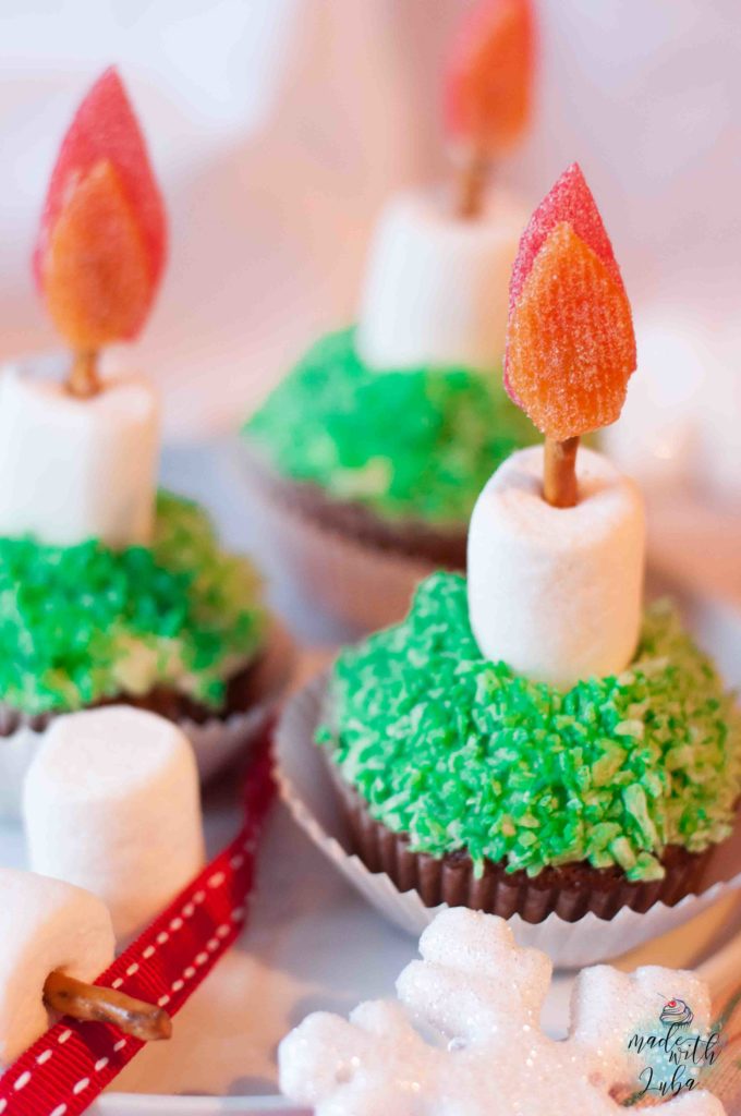Kerzen Cupcakes Ansicht von vorne