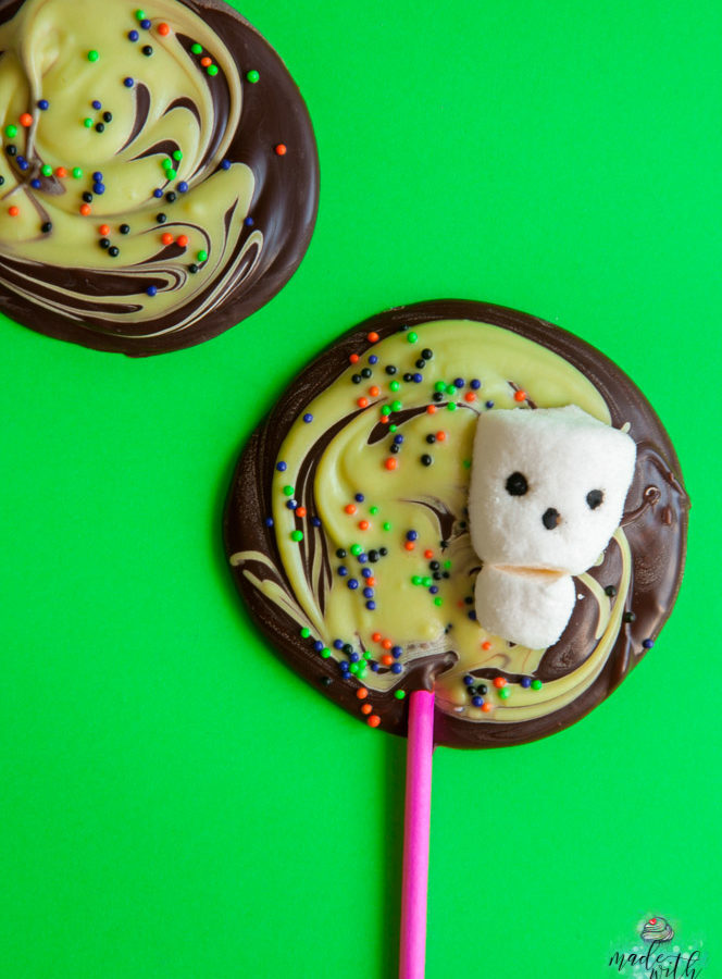 Witzige Schokolollies mit Marshmallow-Totenkopf – Ein schnelles DIY für Halloween