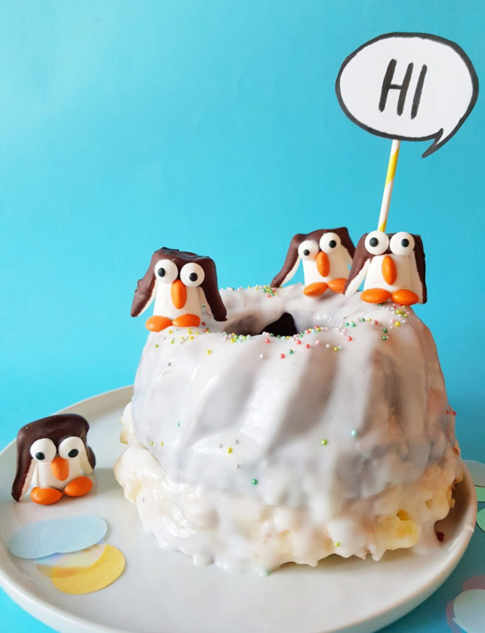 Schokoladiger Pinguin Kuchen – Mit verstecktem Creamcheese Swirl