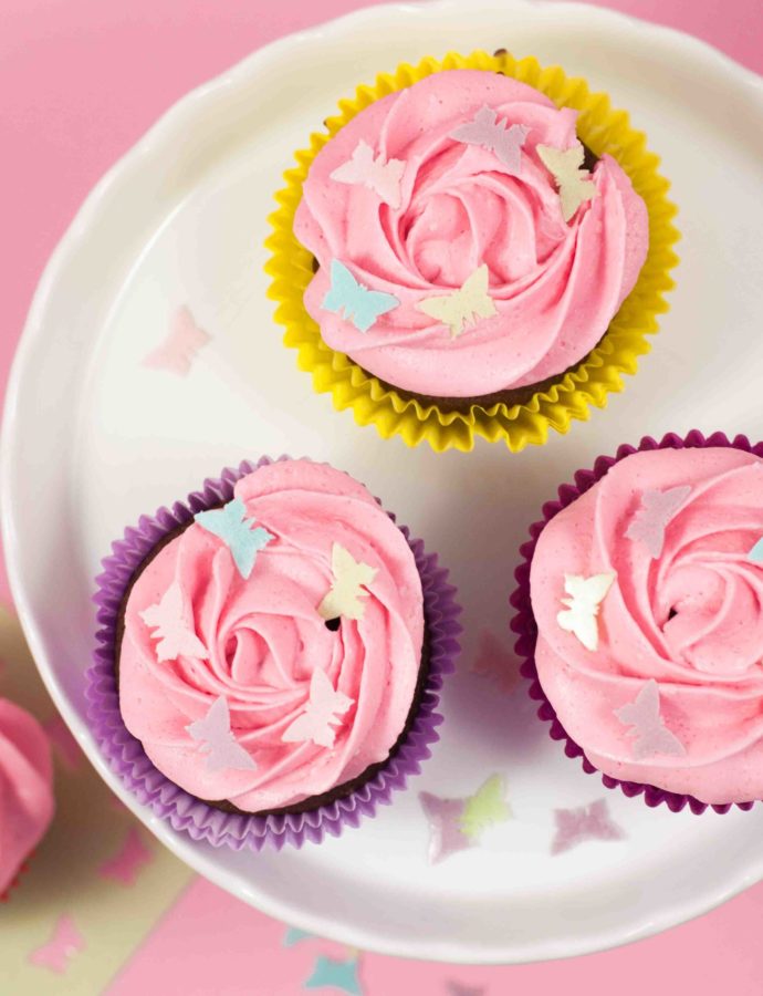 Lustige Schmetterlings- Cupcakes – mit selbstgemachtem Konfetti